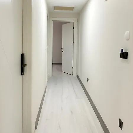 Отель Signature Boutique